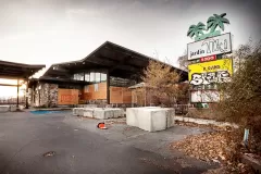 Est_Jardin_Tiki